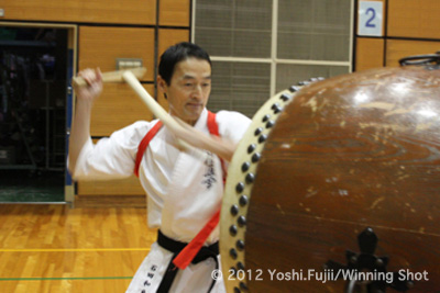 開会太鼓！太鼓王・石田初段！