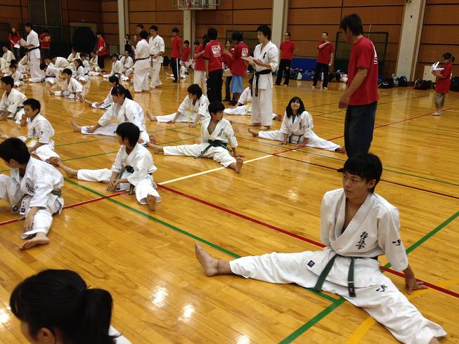 今日は同じ道場の佐々木淳の10人組手の応援に来たぜ！