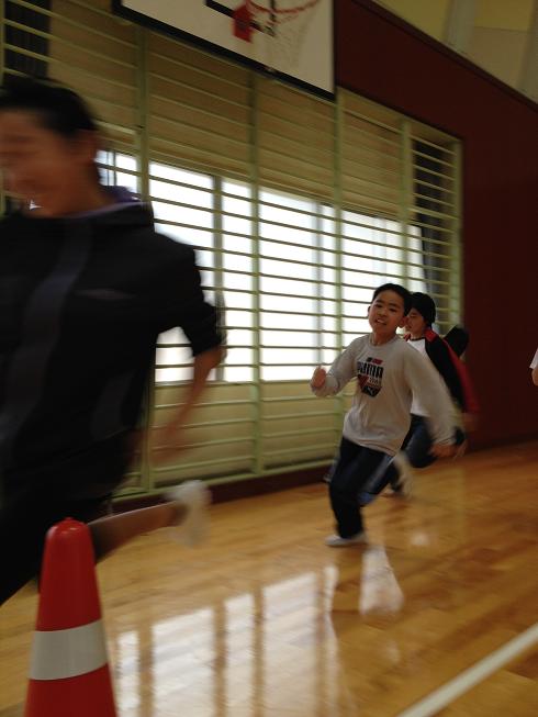 岡本くん！全力疾走中！